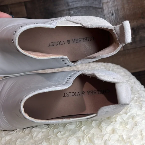 Chelsea & Violet Milo in Gray Leather size 9 - Picture 10 of 10